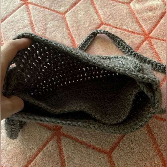 Crocheted Hand/Shoulder Bag 🔥 - Picture 5 of 8